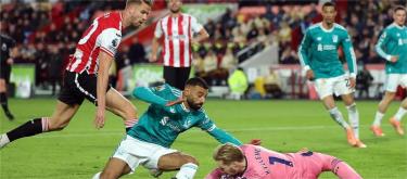 Premier League - Salah scores as Liverpool lose 2-3 to Brentford