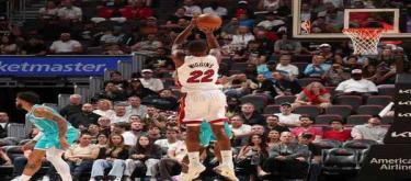 Harks' 28 points helped the Heat easily defeat the Hornets 144-117, securing their third consecutive win.