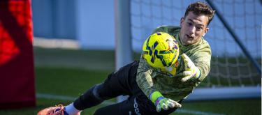 Hulun Asirezavala: We hope to play a high-level game, strive for three points, and maintain a balance between attack and defense.