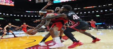 Ingram scored 28 points to lead the Raptors to a 106-96 victory over the Heat.