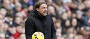 利兹联客场逼平桑德兰　法尔克盛赞球队的心态与控场能力