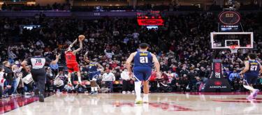 Ingram's 30 points weren't enough to save the Nuggets from a 106-103 victory over the Raptors.