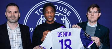 Strasbourg's Senegal international defensive midfielder Pape Demba Diop joins Toulouse on-loan..