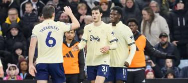 梅林·罗尔：我不常见到客场球迷如此积极热情，这样的气氛让我很喜欢