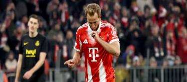 欧冠——凯恩上演梅开二度，十人拜仁2-0战胜圣吉罗斯联合晋级16强