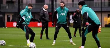 Slot: It's very difficult to quell the outside noise.