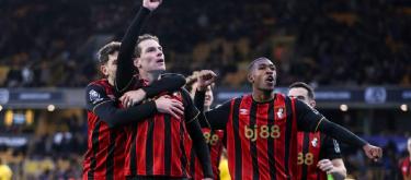 亚历克斯·斯科特：我们队里有一些非常出色的球员，能够招募并引进他们值得称赞