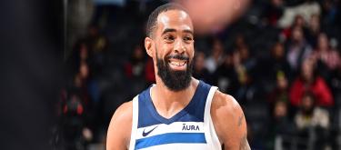 Shams: Conley plans to return to the Timberwolves; signing timeline still under negotiation.