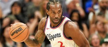 Tyronn Lue said Kawhi Leonard's aggressive play was crucial.