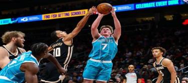 Johnson's 31 points weren't enough to stop the Hornets from defeating the Hawks 126-119.