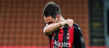 Former Serie A midfielder Giacomo Bonaventura announced his retirement at the age of 36.
