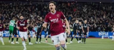 康斯坦丁诺斯·马夫罗帕诺斯认为球队整体发挥出色，有效限制了对手在开放进攻中的威胁