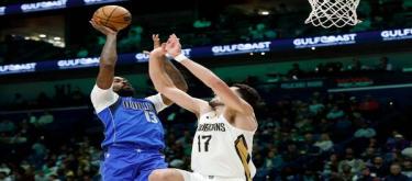 马绍尔32分仍难救主 鹈鹕以129-111拿下独行侠