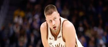 American reporter: The Warriors are expected to re-sign Porzingis this summer and aggressively strengthen their roster.