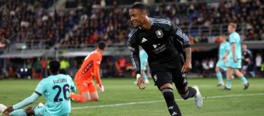 Ezri Konsa admitted that he was very happy to be able to help the team, which was also his goal all season.