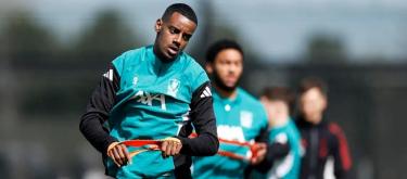 Slot believes Isak is not ready to play the full 90 minutes.