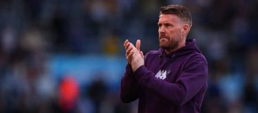 罗布·爱德华兹认为球队必须凝聚在一起，全力以赴争取好成绩