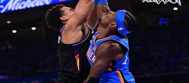 布克23分难挽败局 雷霆以119-84力克太阳