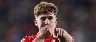 巴塞罗那和皇家马德里正在密切关注奥萨苏纳边锋维克托·穆尼奥斯。