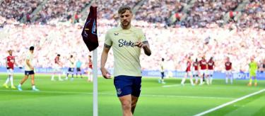 基尔南·迪尤斯伯里-霍尔认为球队需要审视自己并做出改变，以应对剩余四场重要比赛