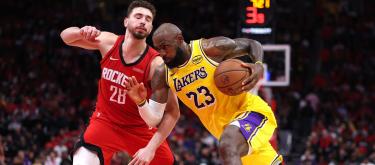 Lakers advance to Western Conference semifinals; Redick praises players for playing their roles and making contributions.