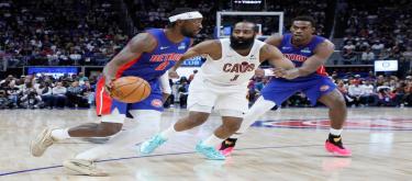 Mitchell scored 26 points and Allen added 23, as the Cavaliers defeated the Pistons 125-94.